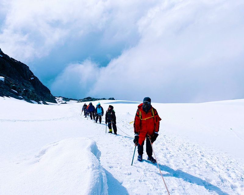 5-days-mountain-rwenzori-hike-adventure